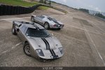 Superformance-GT40-anthracite-Ford-GT-gris-Montlehry-3-4-avant-droit-vue-de-haut_zoom.jpg