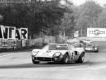 Ford-GT40-Mk-I-Gulf_4.jpg