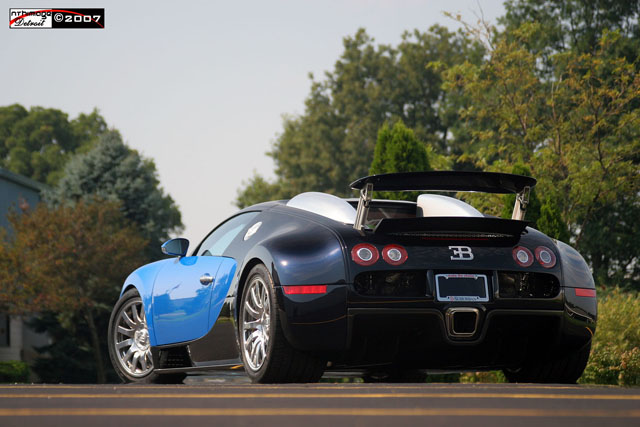 Bugatti_Veyron_67%20copy.jpg