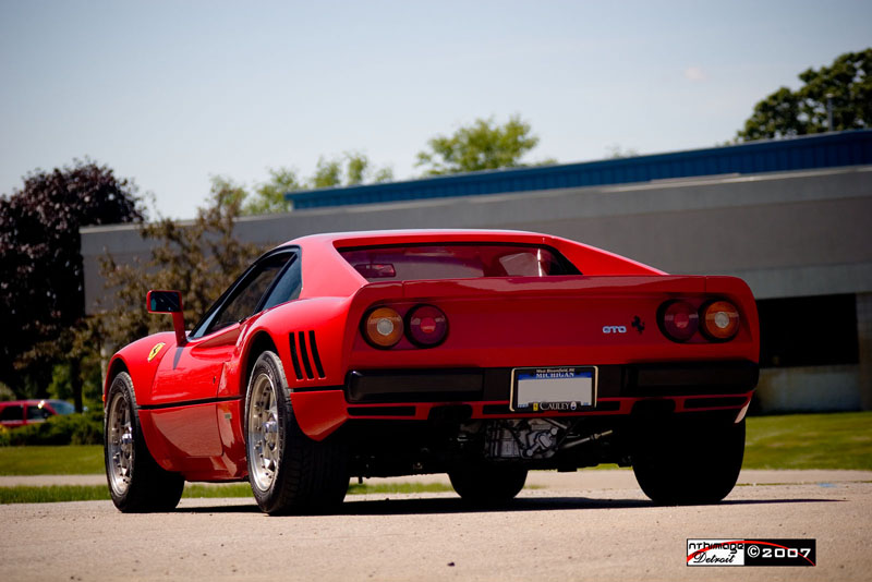 Ferrari_288_GTO_2%20copy.jpg